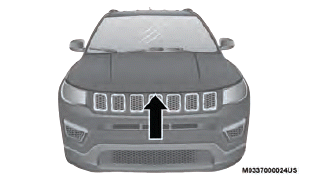 Jeep Compass. Motorhaube